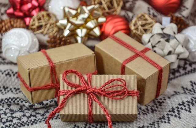 Tips for Holiday Season E-Commerce Readiness-Shipping and Fulfillment Tips for Holiday Season E-Commerce Readiness-Shipping and Fulfillment
